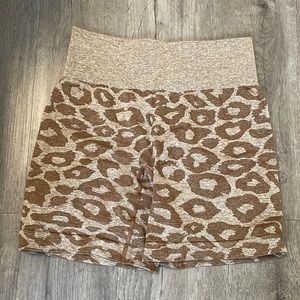 NVGTN mocha brown animal print shorts size medium
